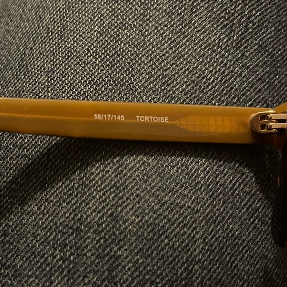 Ernest Hemmingway Sunglasses 4724 - Picture 5 of 5